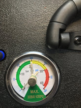 Load image into Gallery viewer, Shop Demo - Nova Vista Pneubox 12/220v air cooled compressor auto shot off